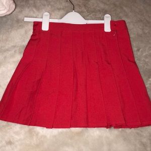 ✨CUTE AND NEW Red Tennis Skirt✨